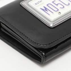 Pre Owned Moschino Black Patent Leather Number Plate Chain Clutch