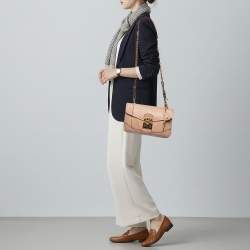 مملوكة مسبقًا Moschino Hidden Lock Beige/Brown Leather Shoulder Bag