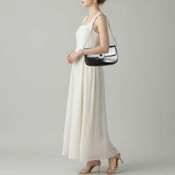 مملوكة مسبقًا Moschino Black Glossy Leather Flap Shoulder Bag