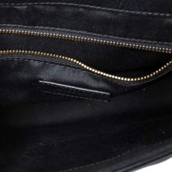 مملوكة مسبقًا حقيبة موسكينو سلسلة قفل قلب قلاب  جلد مطرزة نجوم سوداء