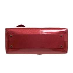 Pre Owned Moschino Cinnamon Red Patent Vinyl Heart Charm Dome Satchel