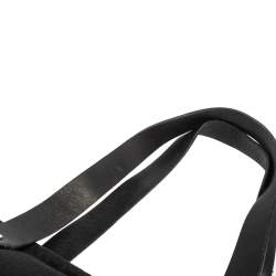 Pre Owned Moschino Black Signature Canvas And Leather Heart Zip Shoulder Bag