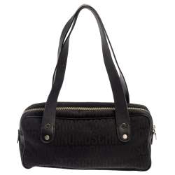 Pre Owned Moschino Black Signature Canvas And Leather Heart Zip Shoulder Bag