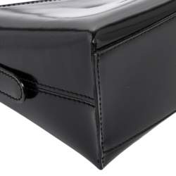 Pre Owned Moschino Black Leather Heart Lock Baguette Bag