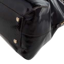 Pre Owned Moschino Dark Brown Patent Leather Heart Charm Dome Satchel