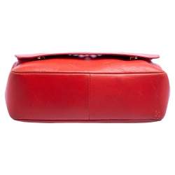 Pre Owned Moschino Cheap and Chic Red Leather Heart Flap Shoulder Bag