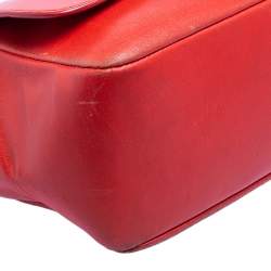 Pre Owned Moschino Cheap and Chic Red Leather Heart Flap Shoulder Bag