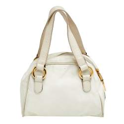 Pre Owned حقيبة كروس موسكينو جلد ونايلون أوف وايت