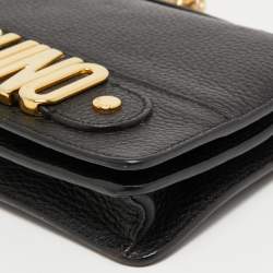 Pre Owned Moschino Black Leather Flap Chain Clutch
