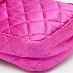 Pre Owned Moschino Pink Quilted Satin Chain Detail Crossbody Bag 
