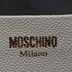 Pre Owned Moschino Grey Grained Leather Logo Flap Chain Clutch