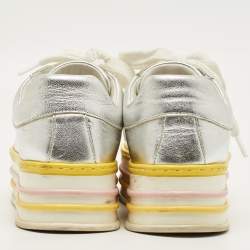مملوكة مسبقًا Moschino Size 37 Silver Leather Platform Lace Up Sneakers