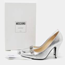 Pre Owned Moschino Silver Leather Logo Letter Pointed Toe Pumps Size 39