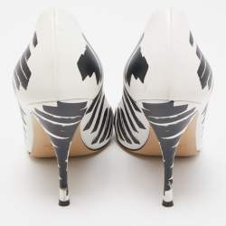 Pre Owned Moschino White/Black Brush Stroke Print Leather Pointed Toe Pumps Size 39