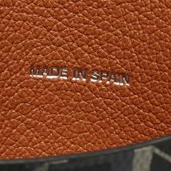 مملوكة مسبقًا حامل جواز سفر مغلف موينات 1920 أوه! كانفاس رمادي/أسود مغلف