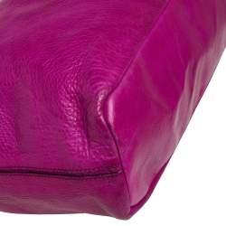 Pre Owned Mulberry Magenta Leather Metal Plate Charm Shoulder Bag