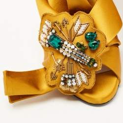 Pre Owned Nº21 Yellow Satin Crystal Knot Mules Size 38.5