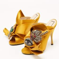 Pre Owned Nº21 Yellow Satin Crystal Knot Mules Size 38.5