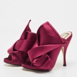 Pre Owned Nº21 Ronny Burgundy Satin Knot Slide Size 36