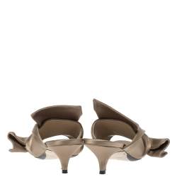 مملوكة مسبقًا N21 Brown Satin Raso Knot Peep Toe Mules Size 36
