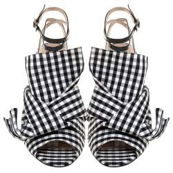 مملوكة مسبقًا صندل إن 21 مقدمة مفتوحة ملتف حول الكاحل غينغام قماش عقدة كاروهات مونوكروم مقاس 38.5