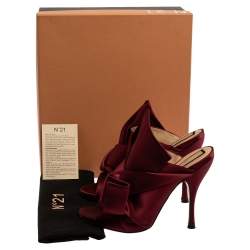 مملوكة مسبقًا  N21 Burgundy Satin Knot Open Toe Sandals Size 39