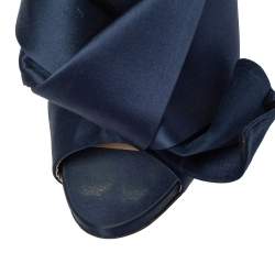 Pre Owned حذاء سلايد إن20 راسو عقده مقدمة مفتوحة ساتان أزرق مقاس 39