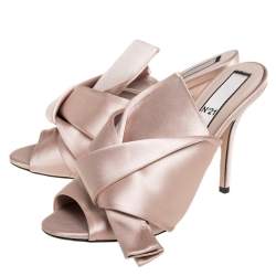 Pre Owned صندل مول إن 21 عقدة راسو ساتان بيج مقاس 39.5