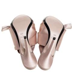 Pre Owned صندل مول إن 21 عقدة راسو ساتان بيج مقاس 39.5