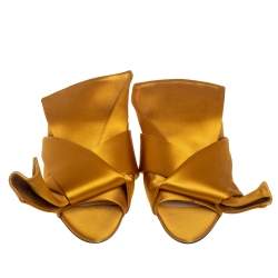 Pre Owned Nº21 Mustard Yellow Satin Knot Mule Flats Size 36