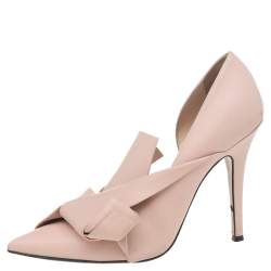 N° 21 Beige Leather Abstract Bow Pointed Toe Pumps Size 39