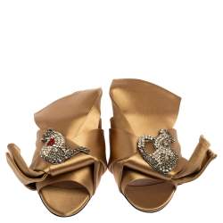 Pre Owned Nº21 Beige Satin Raso Knot Flat Slides Size 40