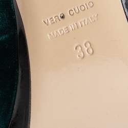 مملوكة مسبقًا حذاء سلايد إن 21 قطيفة أخضر داكن بعقدة مقاس 38