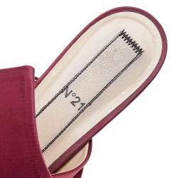 Pre Owned حذاء فلات باليه Nº21 ساتان مزخرف كريستال مقاس 39