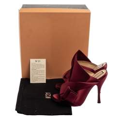 Pre Owned N°21 Burgundy Satin Ronny Pleated Slide Sandals Size 37 