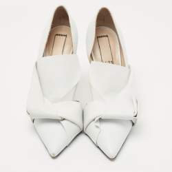 N° 21 White Leather Abstract Bow Pointed Toe Pumps Size 39.5