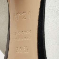 N° 21 White Leather Abstract Bow Pointed Toe Pumps Size 39.5