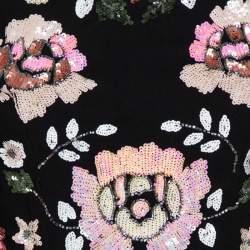 فستان نيدل آند ثريد قصير ترتر سبرينغ مورد كريب أسود مقاس وسط (ميديوم)