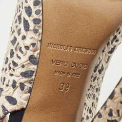 Pre Owned Nicholas Kirkwood Navy Blue/Cream Laser Cut Lace and Suede Pearl Platform Peep Toe Slingback Pumps Size 39