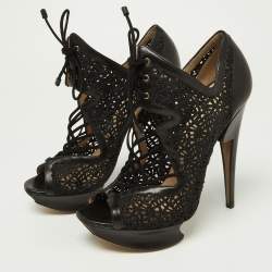 Nicholas Kirkwood Black Lace and Leather Cut Out Platform Lace Up Pumps Size 38.5