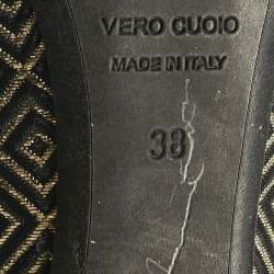 Pre Owned Nicholas Kirkwood Black/Gold Diamond Quilt Jacquard Pointed Toe Pumps Size 38