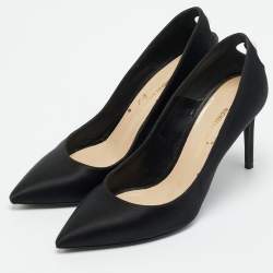 مملوكة مسبقًا حذاء كعب عالي نيكولاس كيركوود سويدي أسود بتفاصيل لؤلؤ مزيف مقاس 38