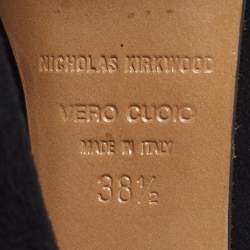 مملوكة مسبقًا Nicholas Kirkwood Size 38.5 Purple/Black Leather and Suede Peep Toe Pumps