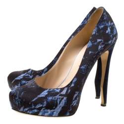 Nicholas Kirkwood Black/Blue Printed Satin Platform Pumps Size 38.5