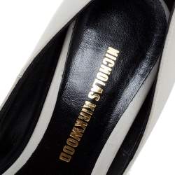 مملوكة مسبقًا حذاء كعب عالي نيكولاس كيركوود  جلد أبيض بمقدمة مدببة مقاس 36