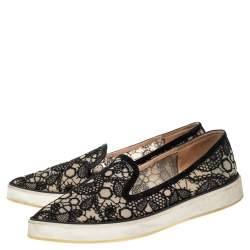 Nicholas Kirkwood Black Lace Alona Pointed Toe Platform Loafers Size 40.5