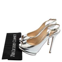 Nicholas Kirkwood Silver Glossy Leather Peep Toe Slingback Sandals Size 38