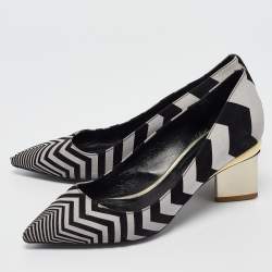 Pre Owned Nicholas Kirkwood Black/Grey Chevron Suede Block Heel Pumps Size 37