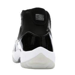 مملوكة مسبقًا حذاء رياضي نايك جوردان 11 ريترو جوبيلي مقاس أوروبي 37.5 - مقاس أمريكي 5Y