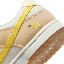 Nike WMNS Dunk Low Lemon Drop Sneakers Size US 9.5W (EU 41)